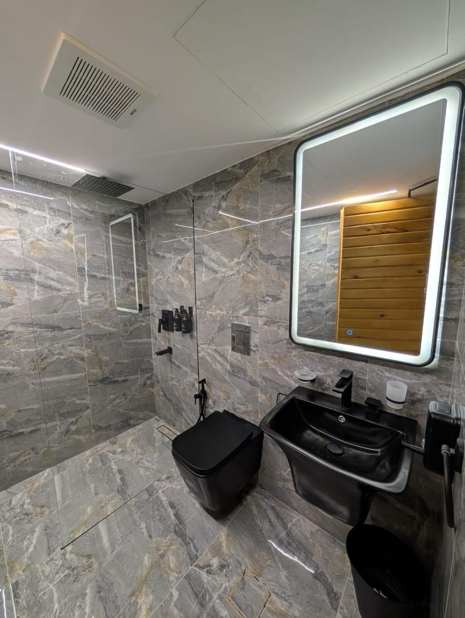 Shower, Toilet, Bathroom