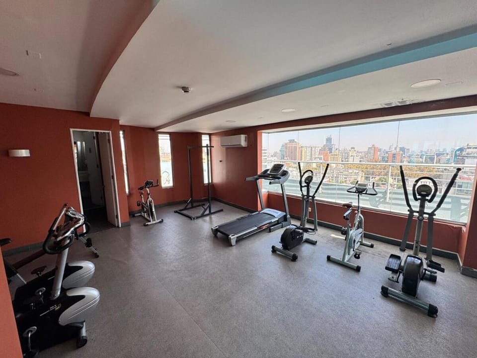 Costanera center y Metro 2D 2B parking piscina y Wifi Apartment in Providencia