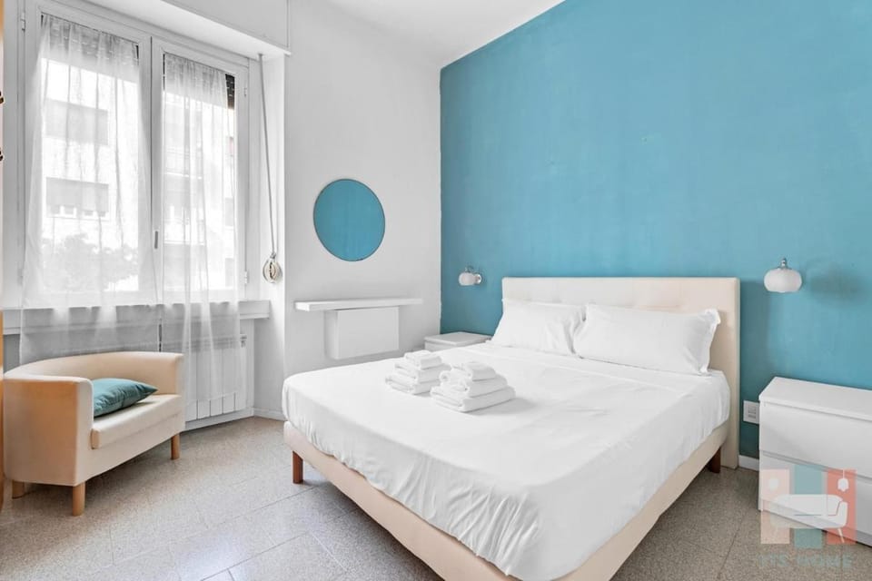VA50 - Luminoso e Spazioso Bilocale con Balcone Apartment in Milan