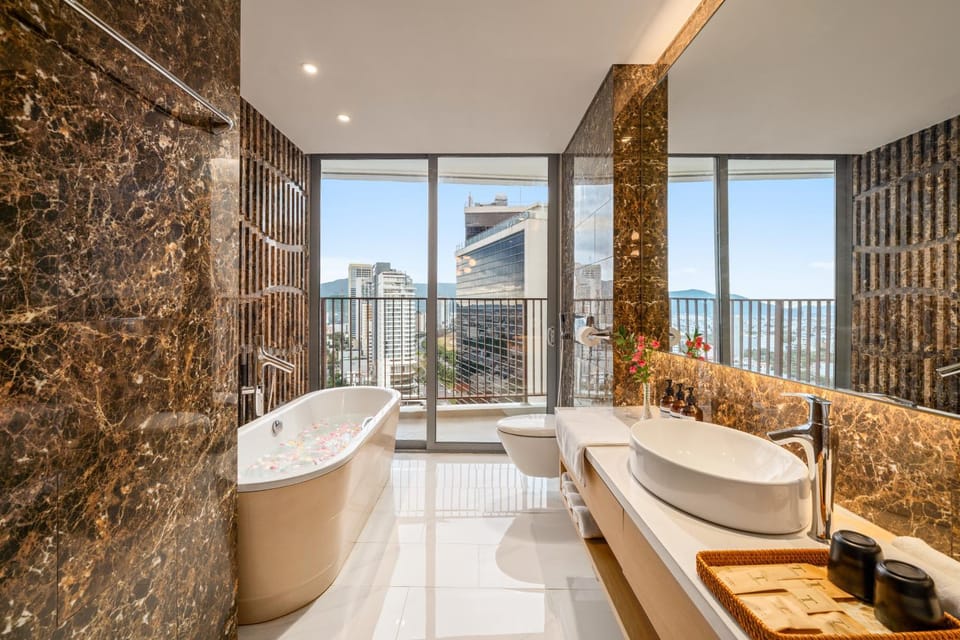 Toilet, Bathroom, Bath