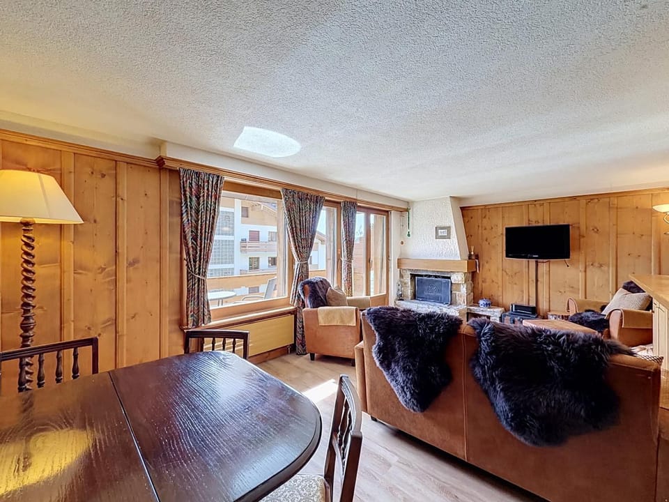 Madelia 218 Charming 2 Bedroom Apartment in Verbier with Mountain Views and Fireplace Apartment in Bagnes