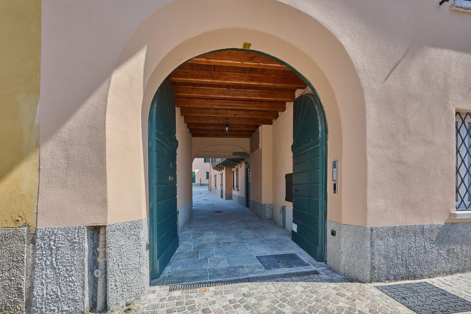 Antica Corte sul Lago Apartment in Province of Lecco