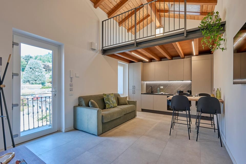 Antica Corte sul Lago Apartment in Province of Lecco