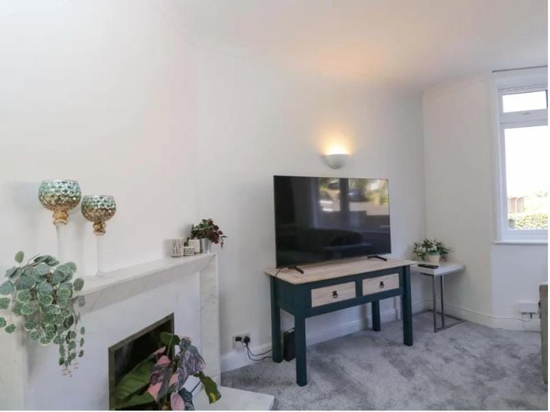 Quiet conveniently placed house close to Bath City House in Bath