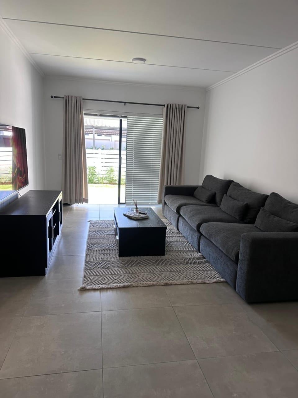 Elegant Oasis Apartment in Sandton