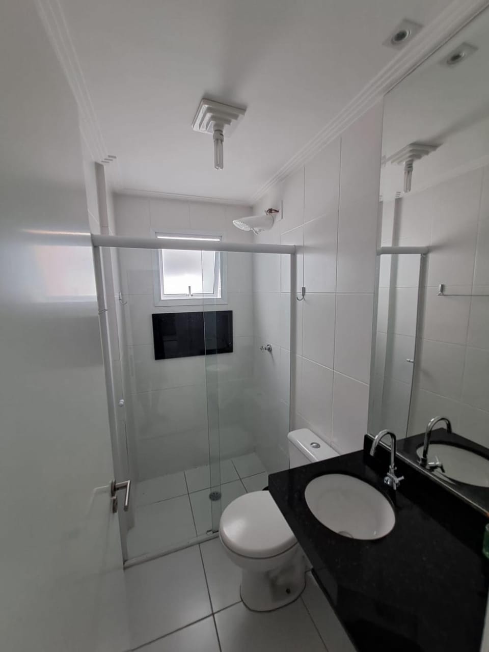 Descanso e lazer em Bertioga Apartamento 2 dormitórios e 2 vagas de garagem Apartment in Bertioga