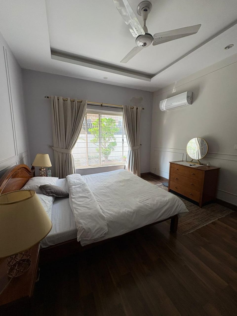 4-Bedroom luxury And Family friendly home House in Islamabad Capital Territory