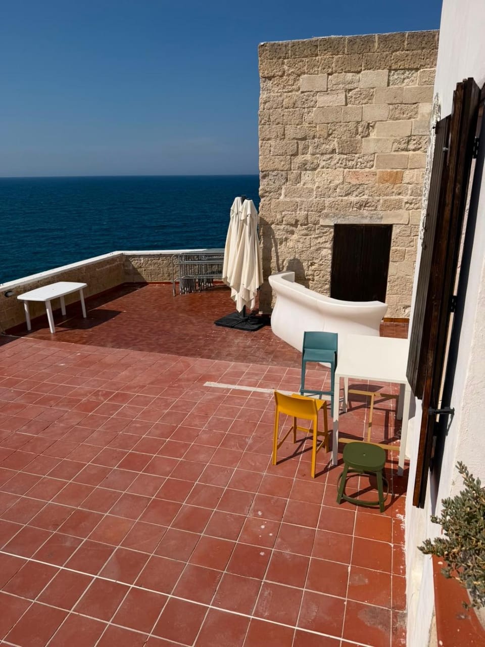 Natural landscape, Sea view, sunbed