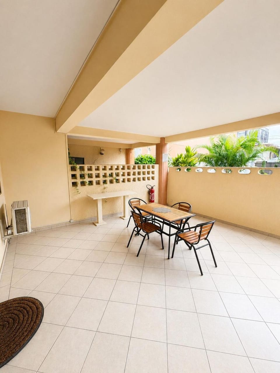 les jardins enchantés Cocody Angre petro ivoire Apartment in Africa