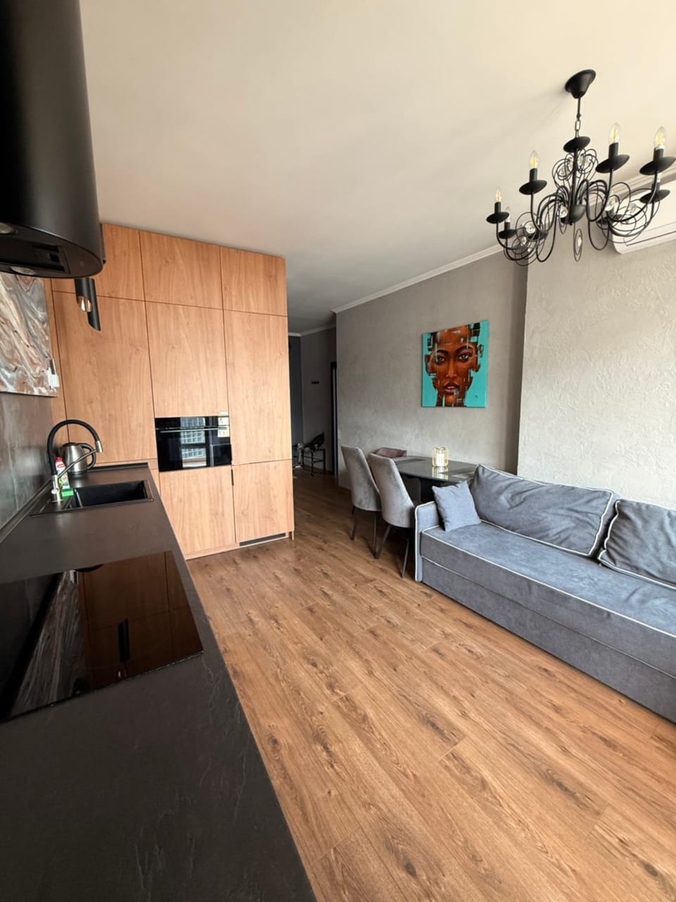 Kitchen or kitchenette, Living room, Seating area