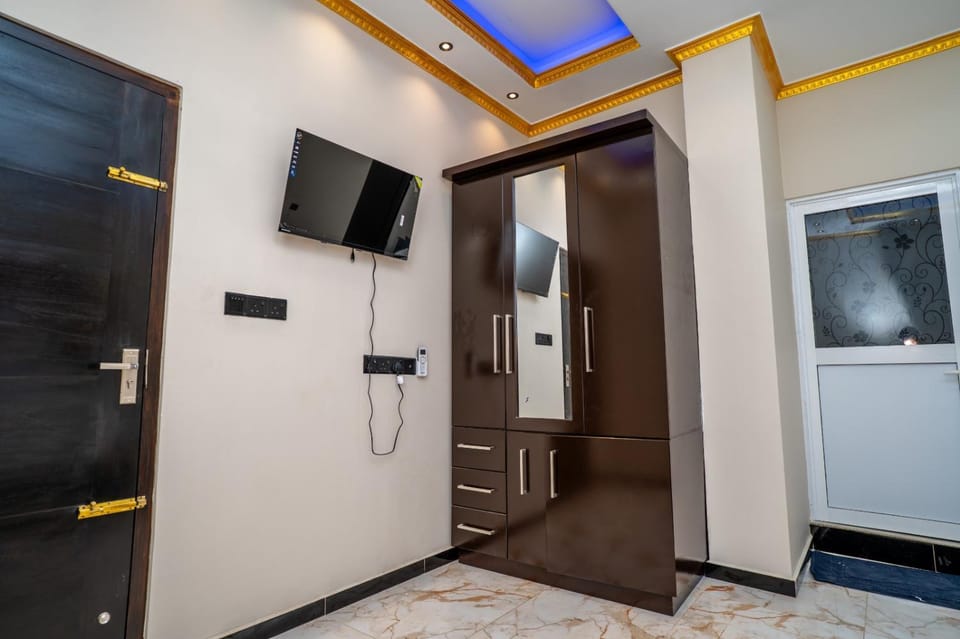 RR complex & Guest House Bed and Breakfast in Sri Lanka