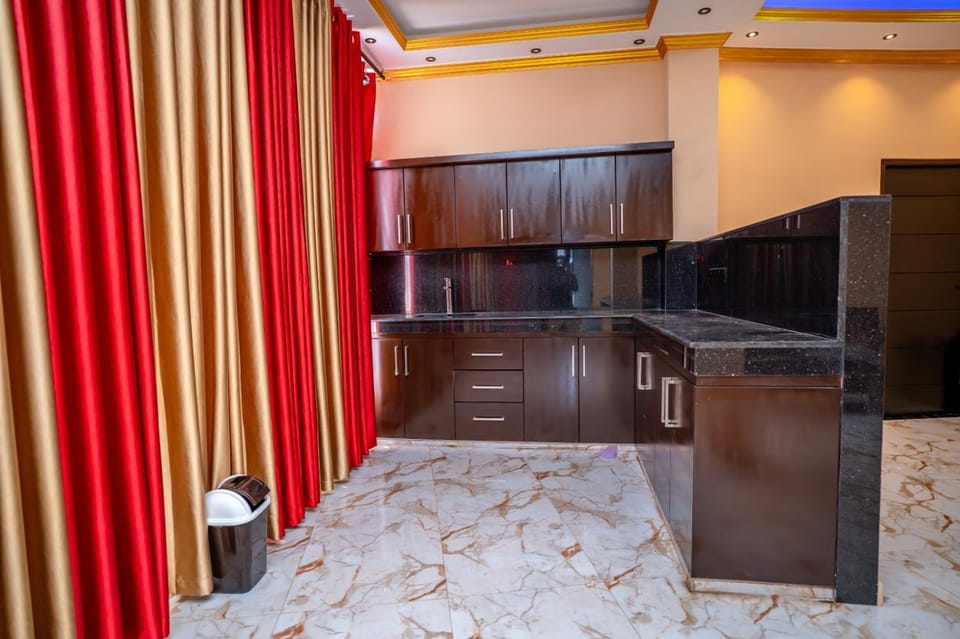 RR complex & Guest House Bed and Breakfast in Sri Lanka