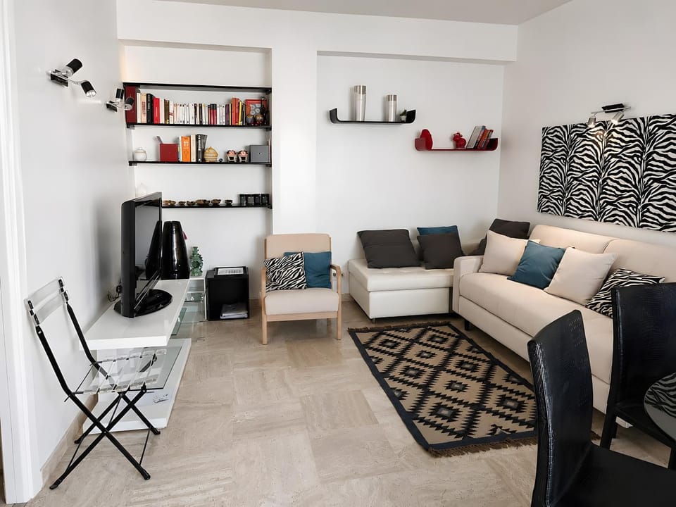 Property building, Living room