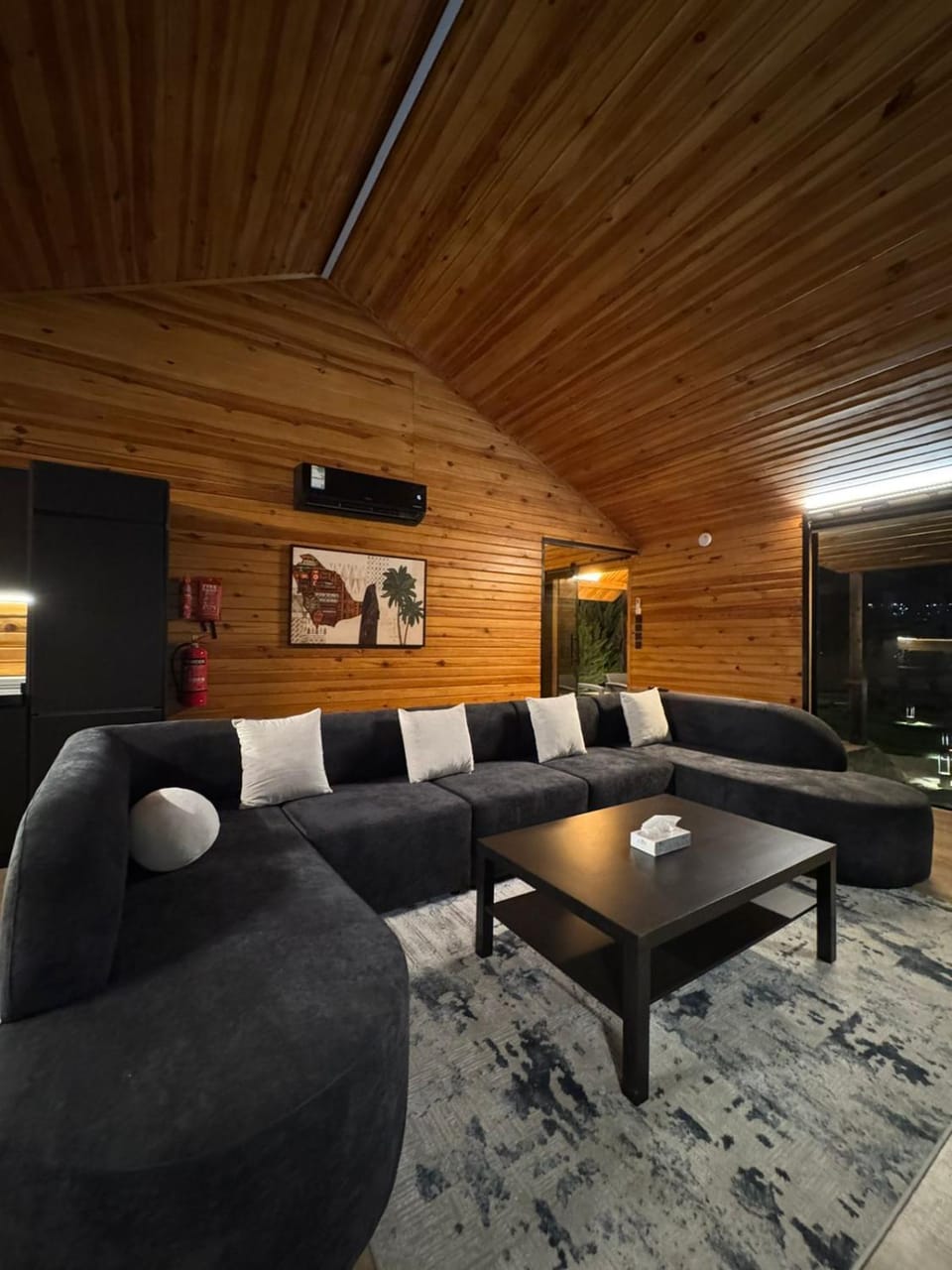 Living room, Seating area