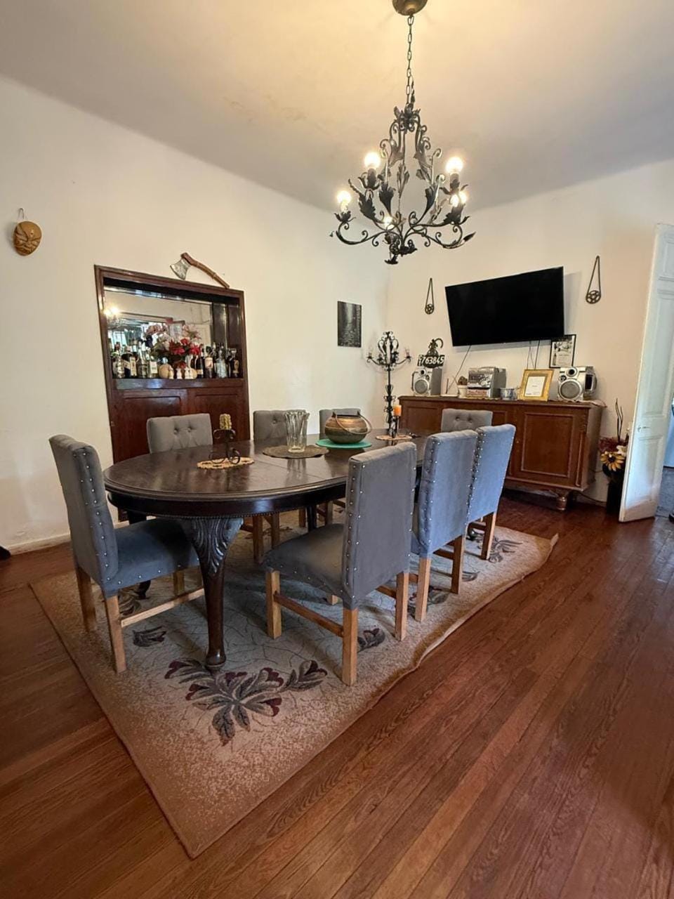 TV and multimedia, Living room, Seating area, Dining area, Evening entertainment