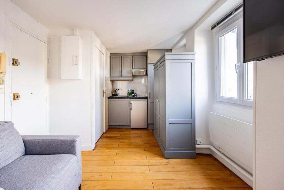 Paris 3rd - République - Studio Apartment in Paris