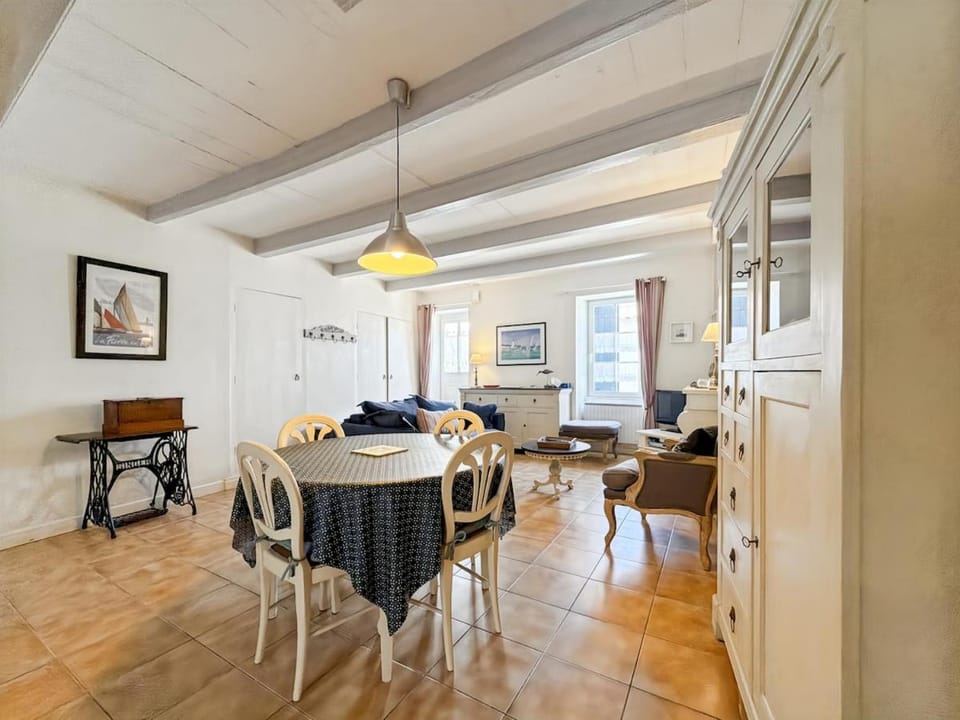 Charmante maison au cœur du village de La Flotte House in La Flotte