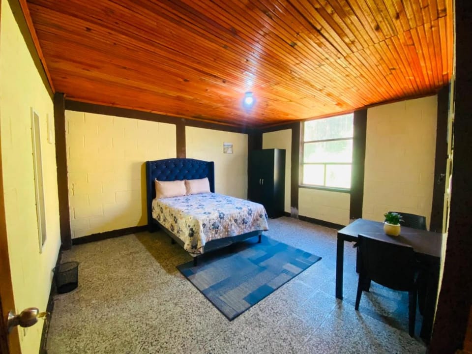 Habitaciones Glg Xela Vacation rental in Guatemala