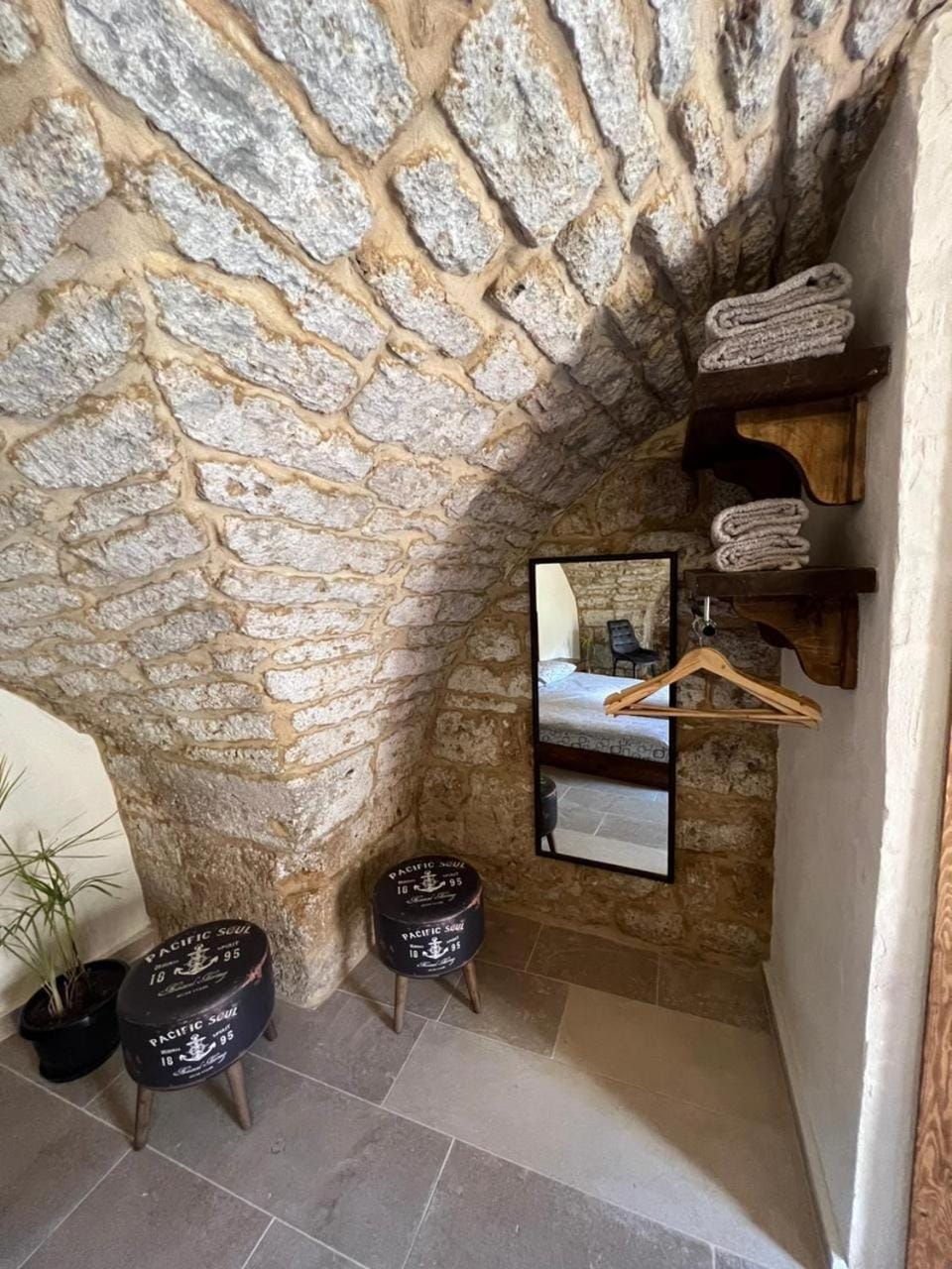 Al Abou Guesthouse Studio Bed and Breakfast in Africa