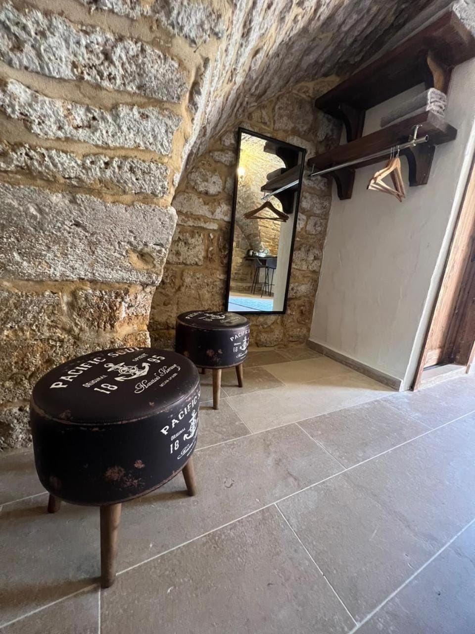 Al Abou Guesthouse Studio Bed and Breakfast in Africa