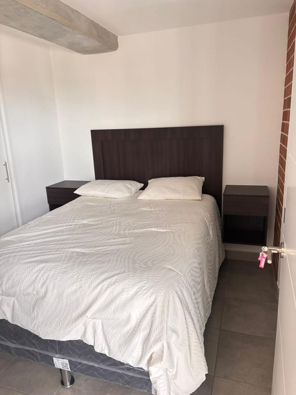 Moderno apartamento en Zona 10 Edificio FIAME Apartment in Guatemala City