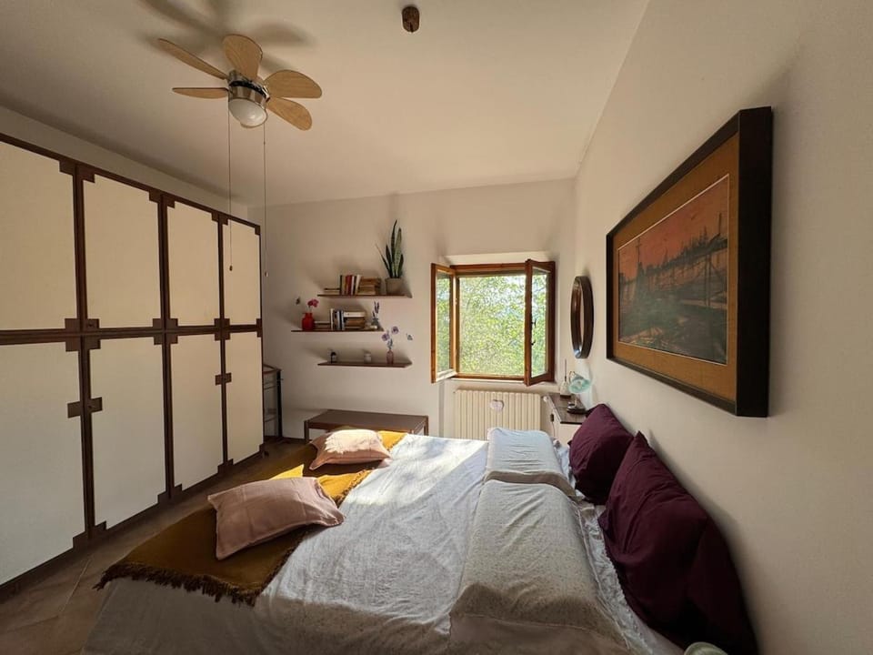 Photo of the whole room, wardrobe