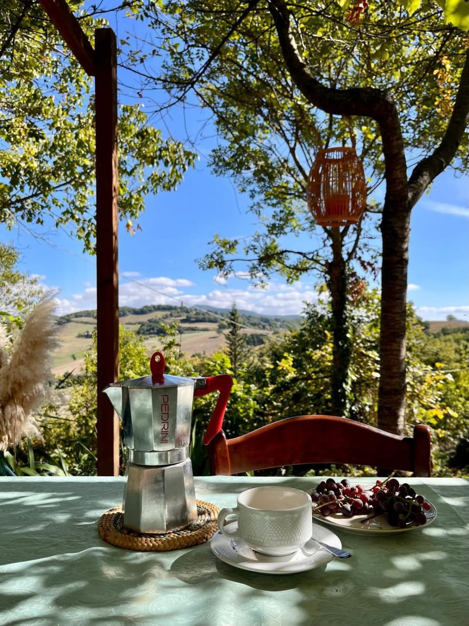 Property building, Breakfast
