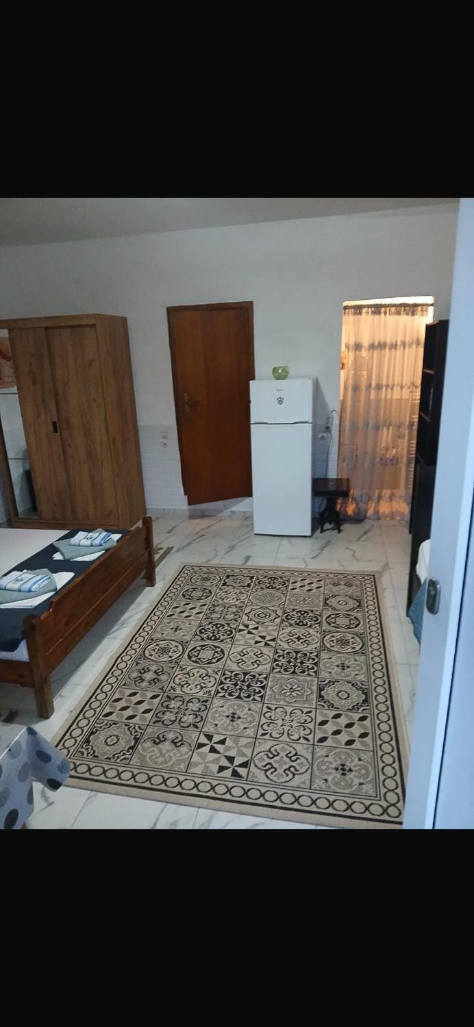 Bedroom, wardrobe