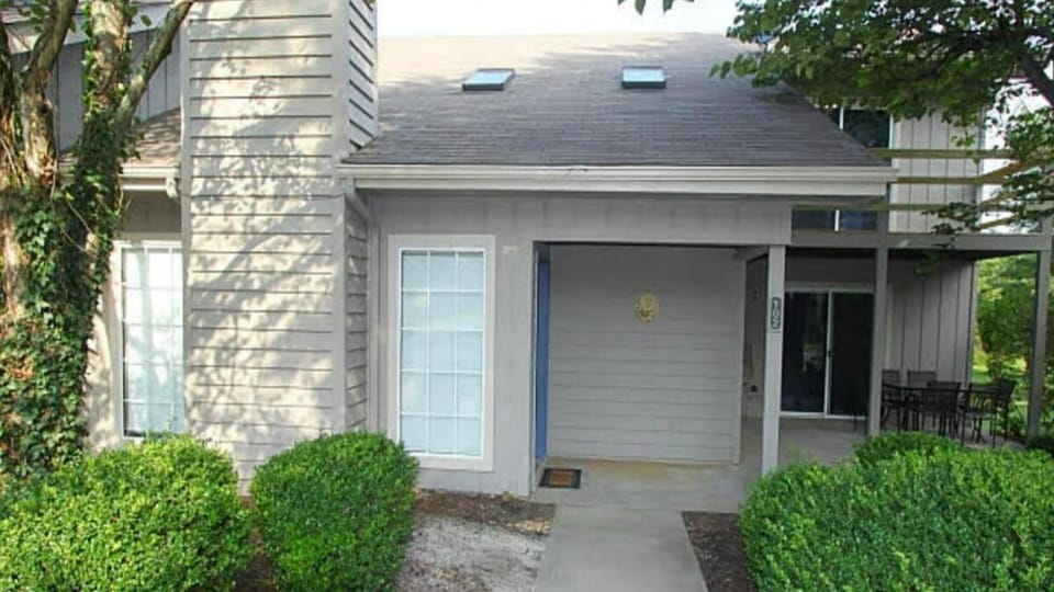 Beautiful Home in Tellico Village House in Tellico Village