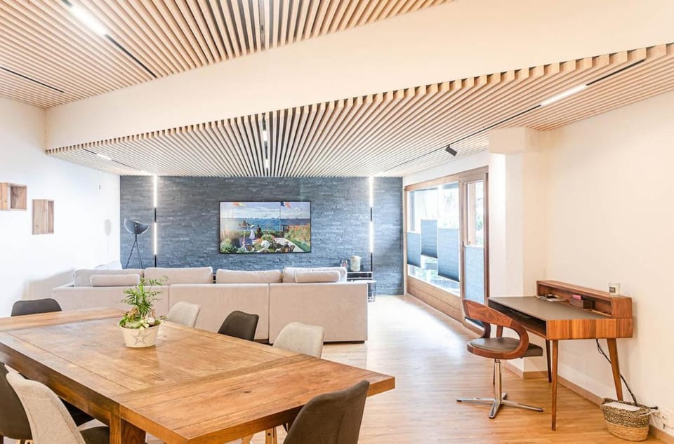 Living room, Seating area, Dining area