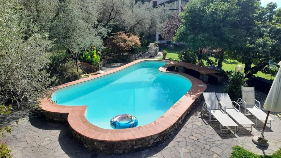 Casa Carla apartment in a villa Apartment in Province of Massa and Carrara