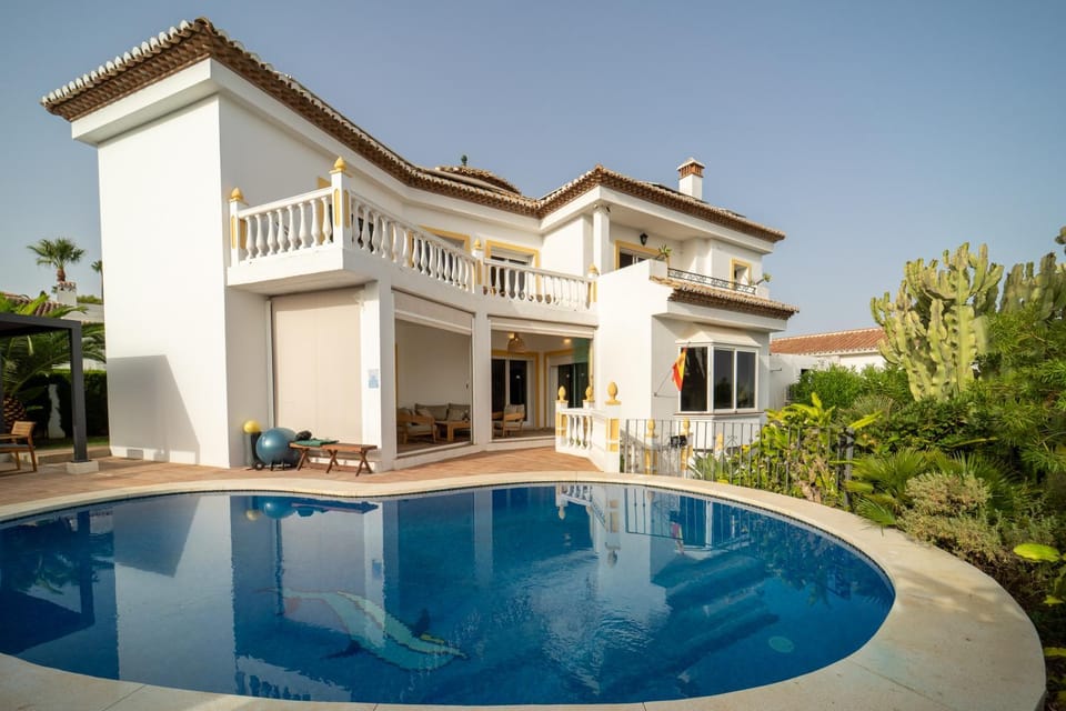 Villa del sol Elviria Villa in Marbella