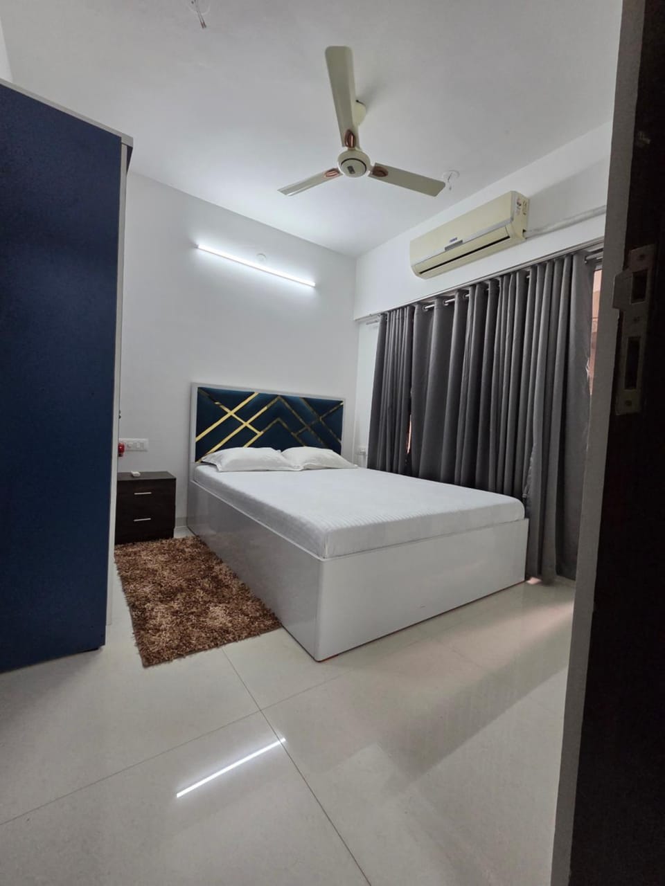 Bed, Bedroom, wardrobe