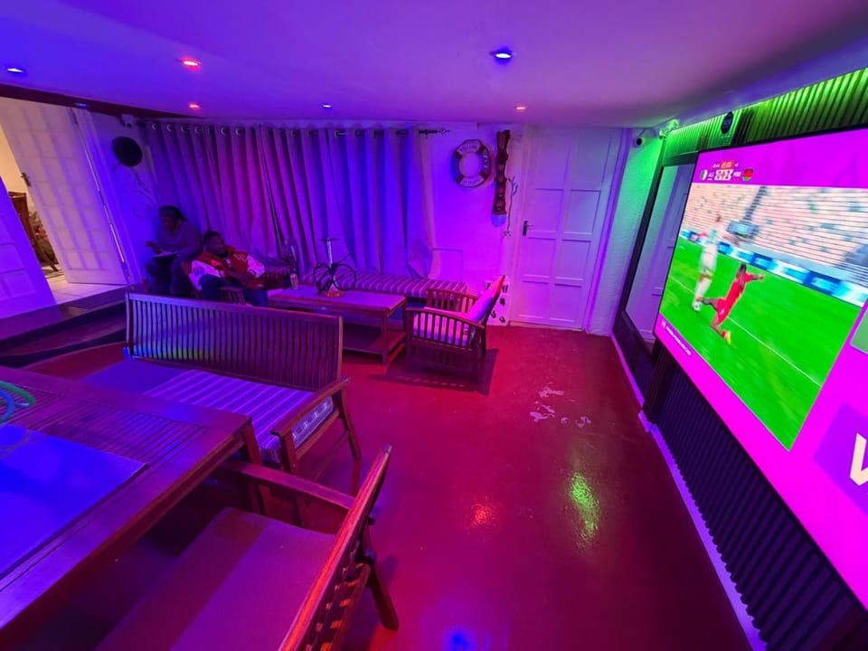 Communal lounge/ TV room, Evening entertainment