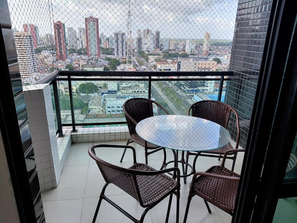 Day, View (from property/room), Seating area, City view