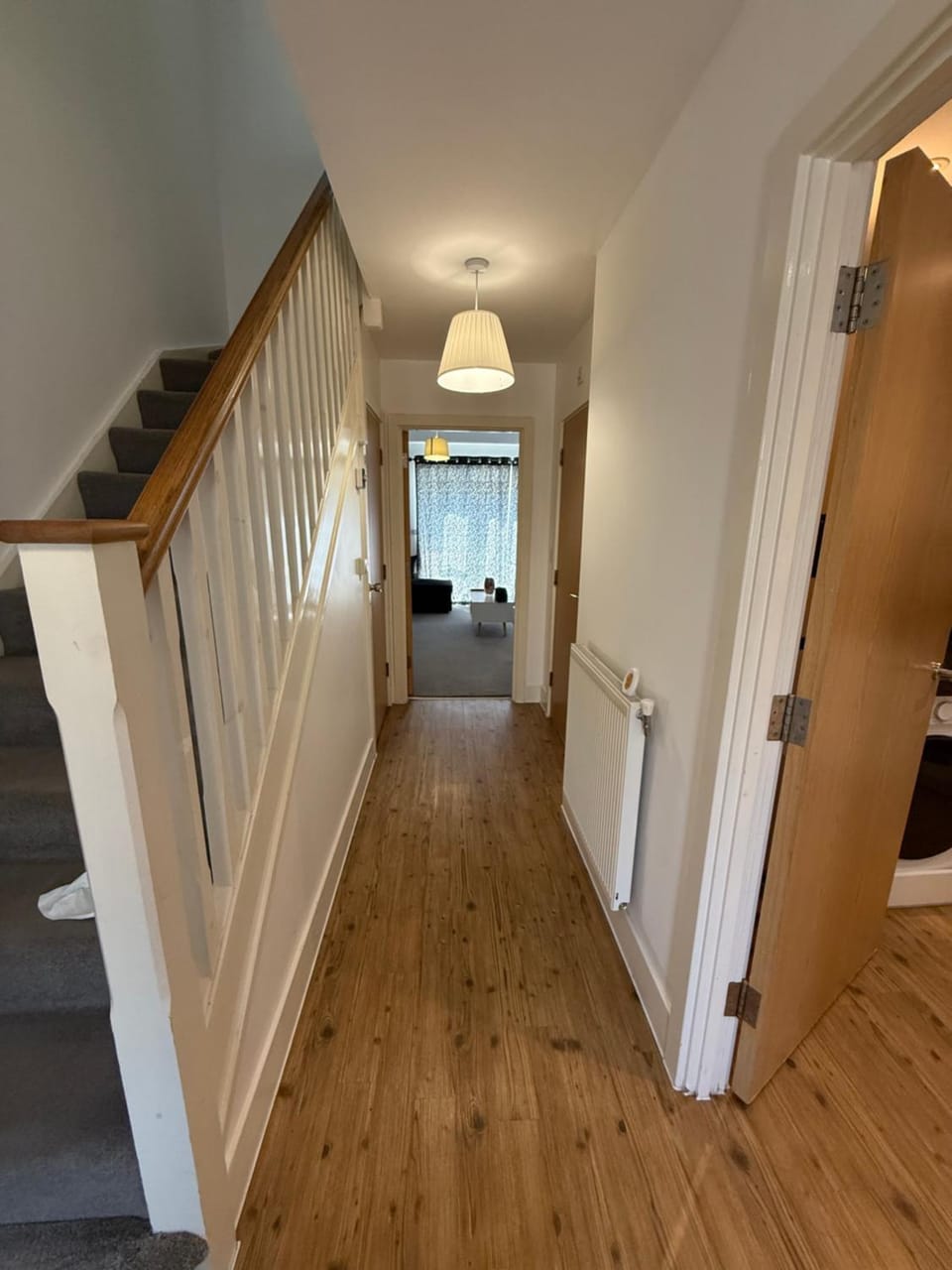 Morden 3 Bedroom House, Orpington BR5, Sleeps 7 Apartment in Orpington