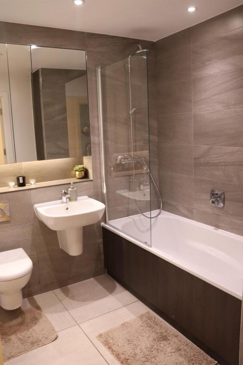 Toilet, Bathroom, Bath