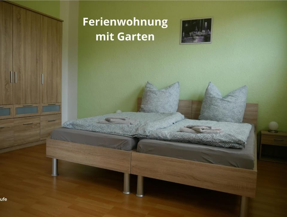Ferienwohnung mit Kamin und Garten - 10 Minuten von Templin Apartment in Templin
