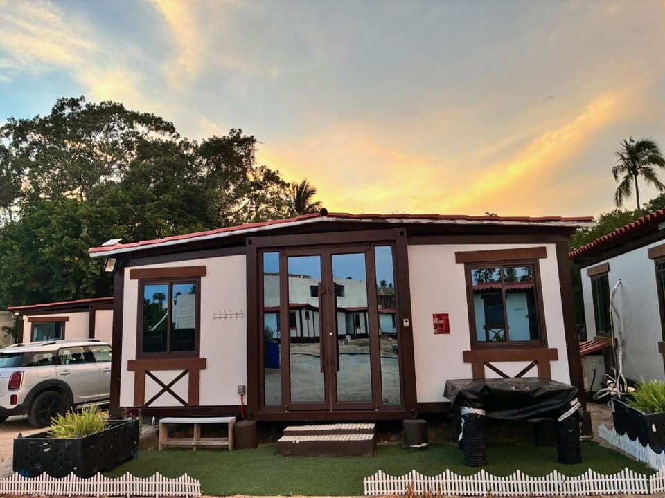 Casa Lucca 2 Bedrooms, Sofa Bed, Up to 6 Guests, 7 minutes from the beach House in Barra de Navidad