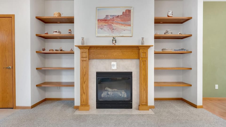 Evergreen Haven - Spacious Retreat Near the Best of Eugene House in Eugene