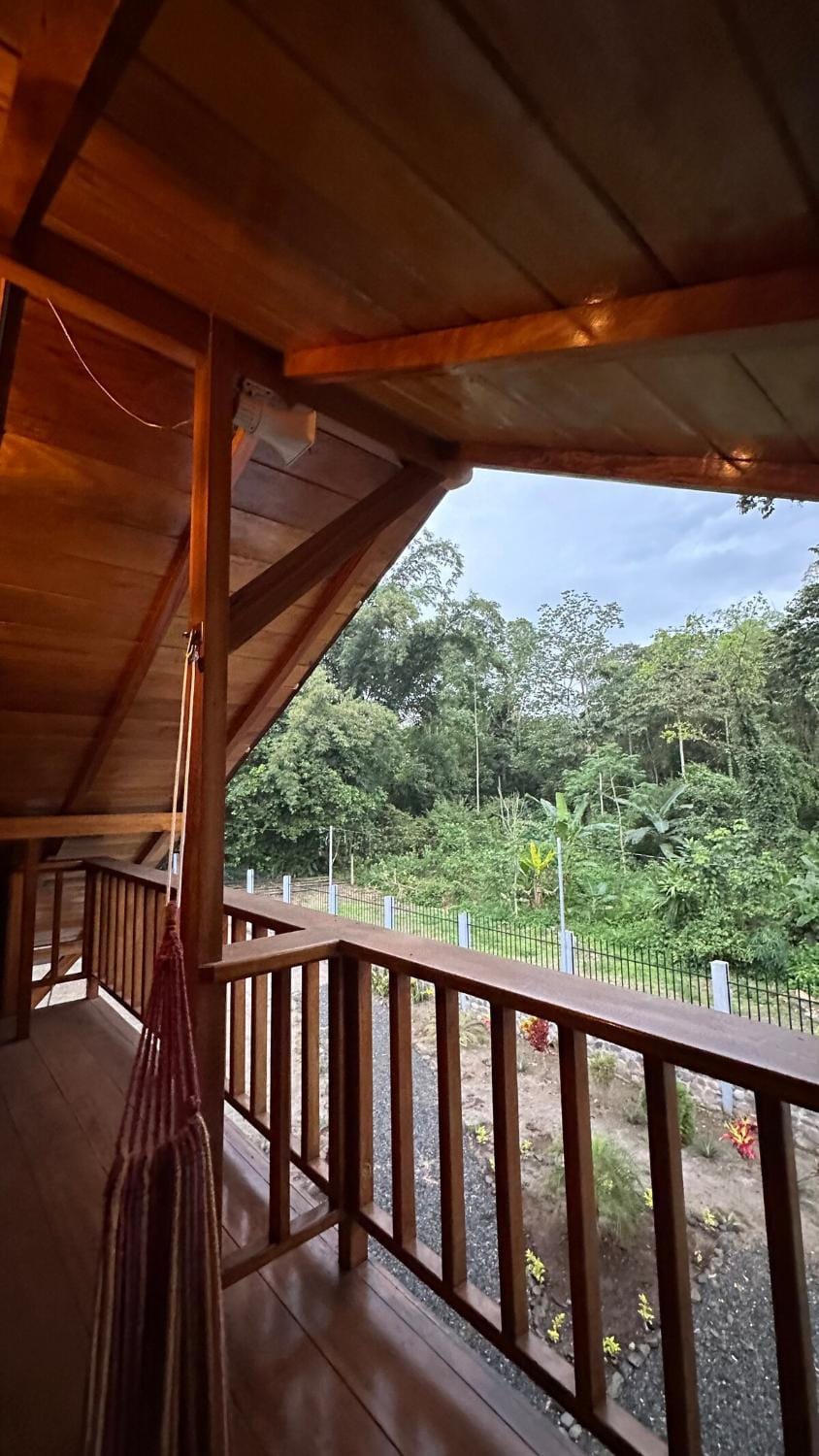 Casa Linda Natural Cabin to Reconnect Cabin in Ecuador