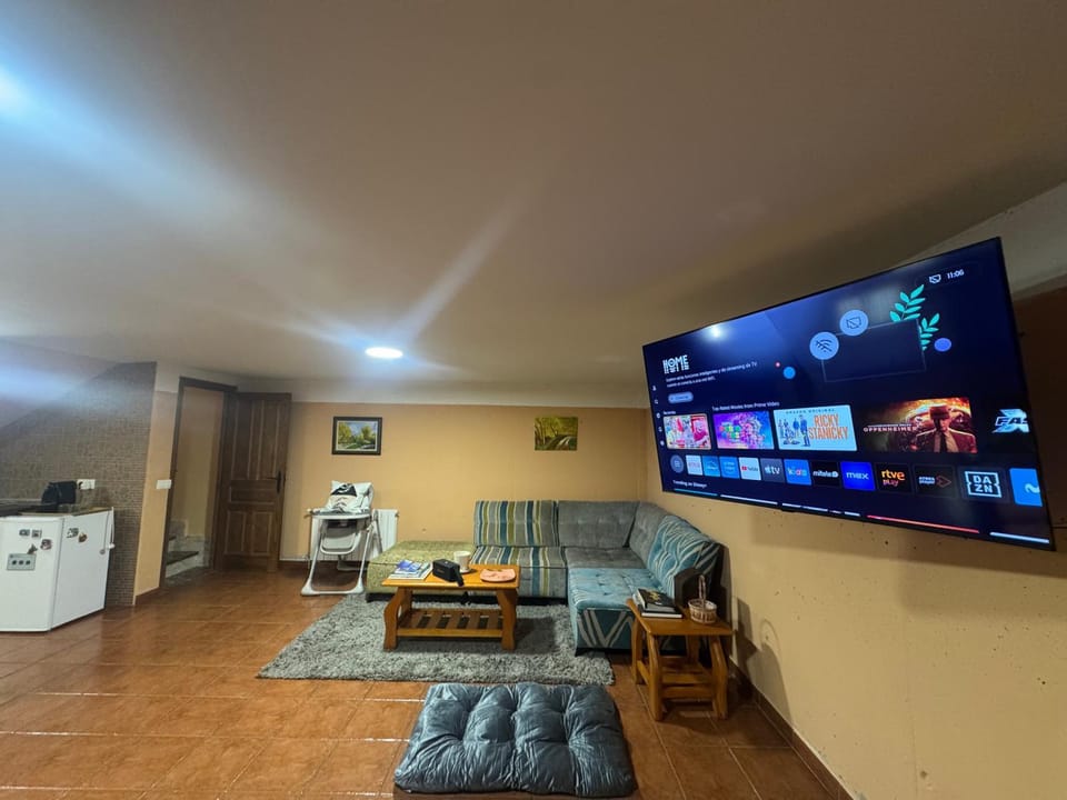 Chalet Independiente con Bodega - el Jardín House in Castile and León
