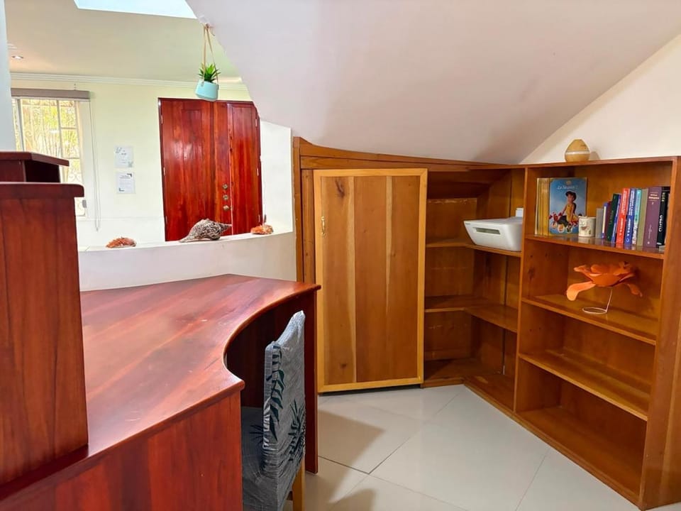 Casa vacacional con piscina House in Manta