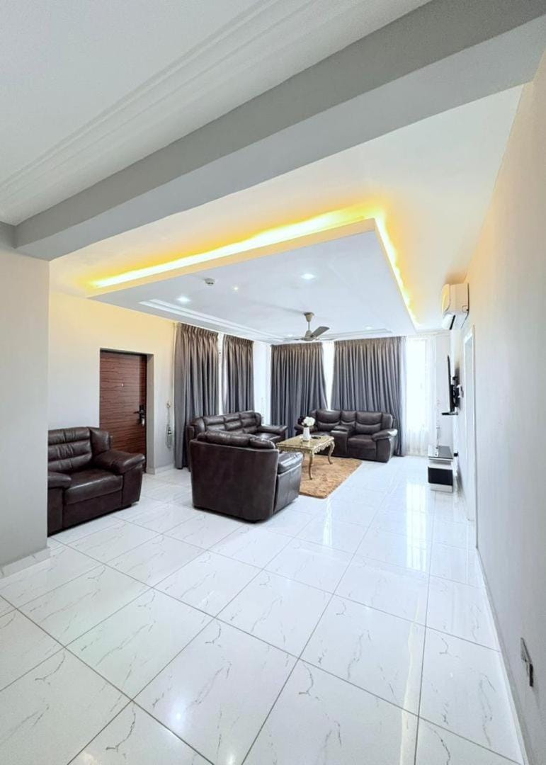 MODERN 3 BeD PENT HOUSE Apartment in Accra