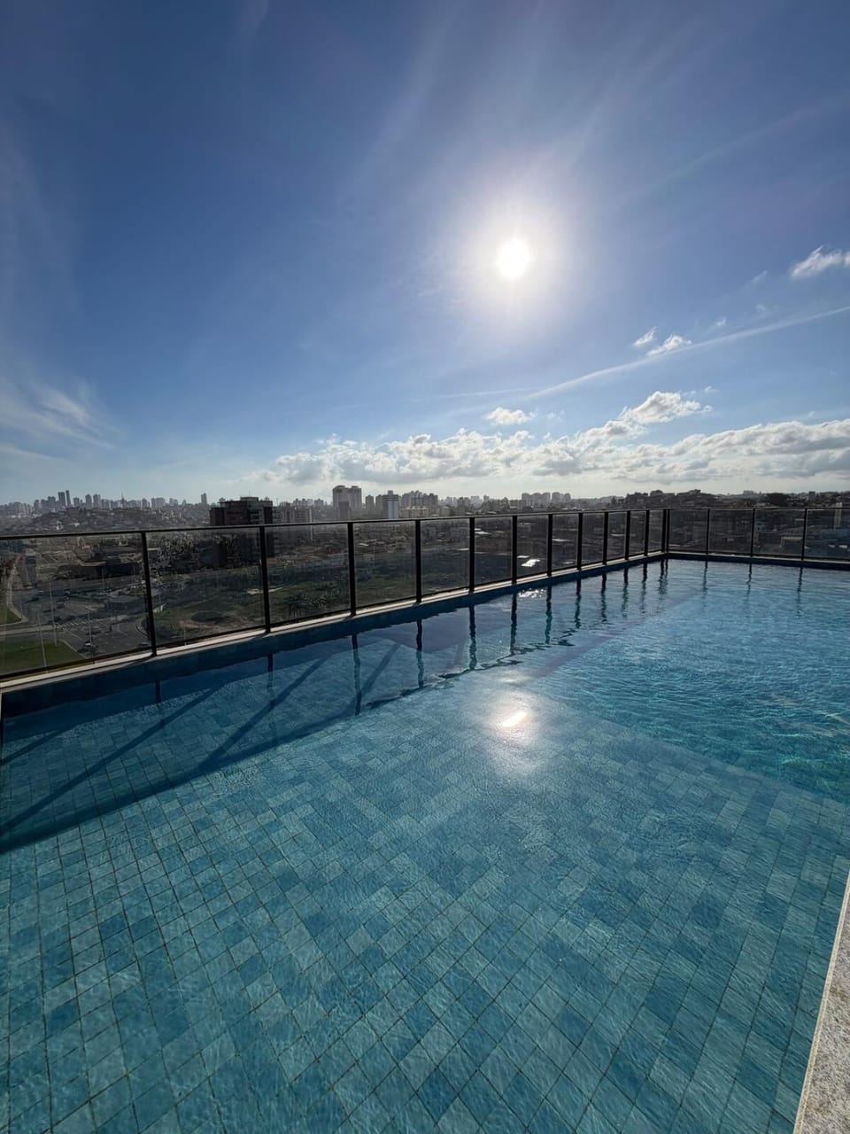 Apartamento à beira-mar na praia - Smart Corsário Apartment in Salvador