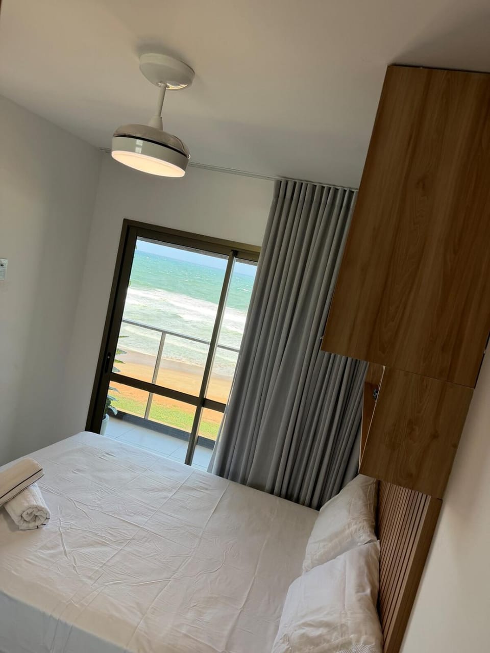 Apartamento à beira-mar na praia - Smart Corsário Apartment in Salvador