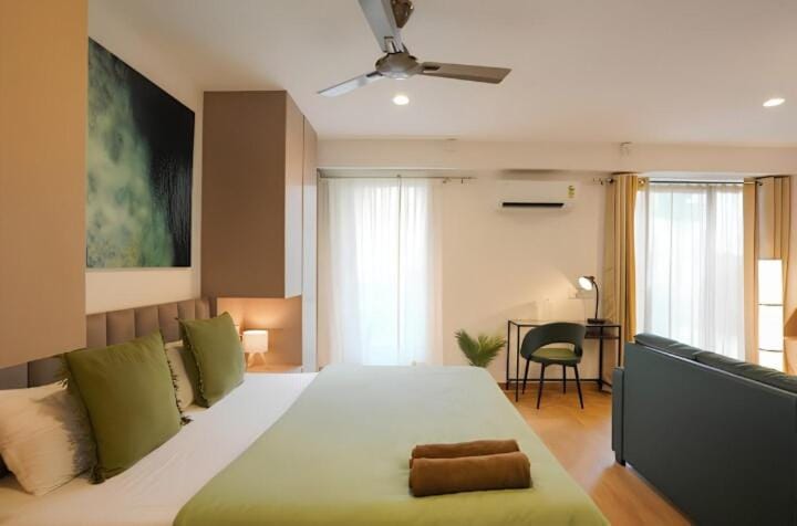 Flat in Viman Nagar Apartment in Pune
