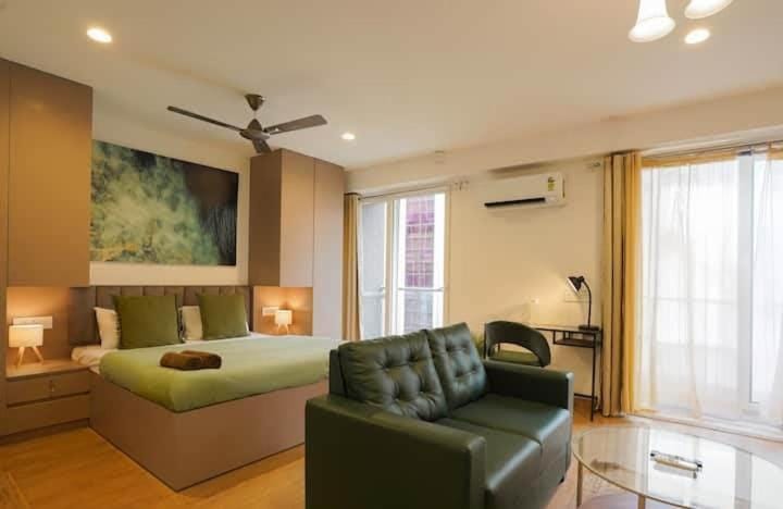 Flat in Viman Nagar Apartment in Pune