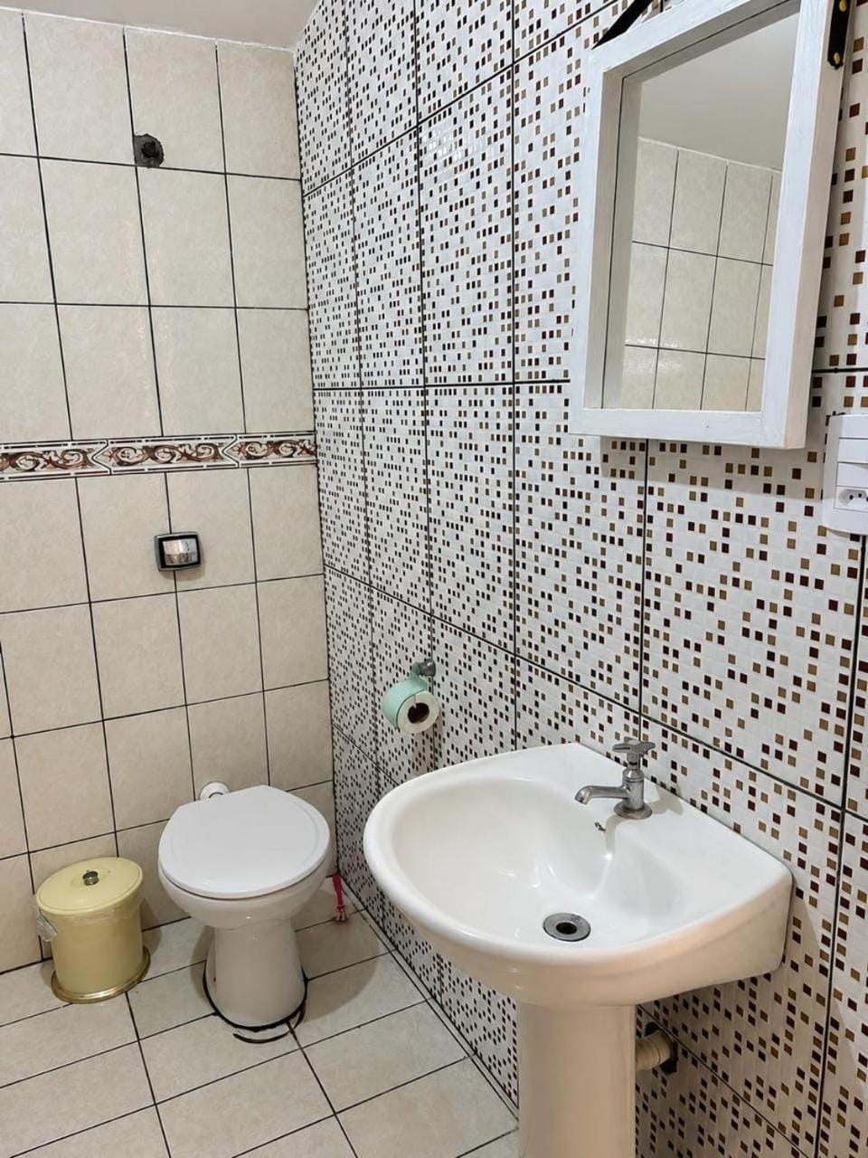 Toilet, Bathroom