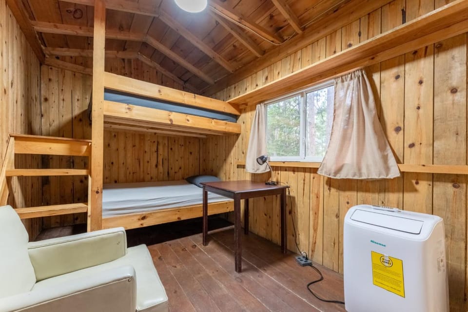bunk bed